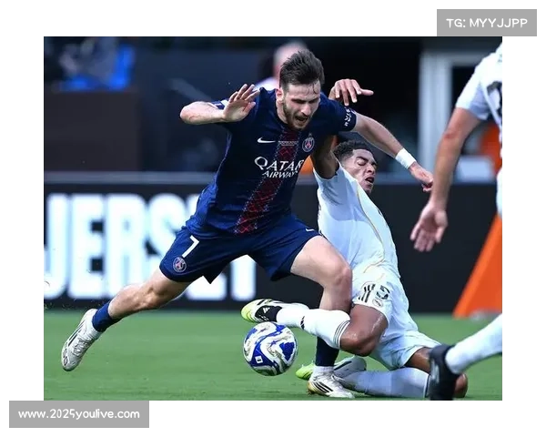 巴黎圣日耳曼球员亮相电影节展现体育与文化跨界魅力